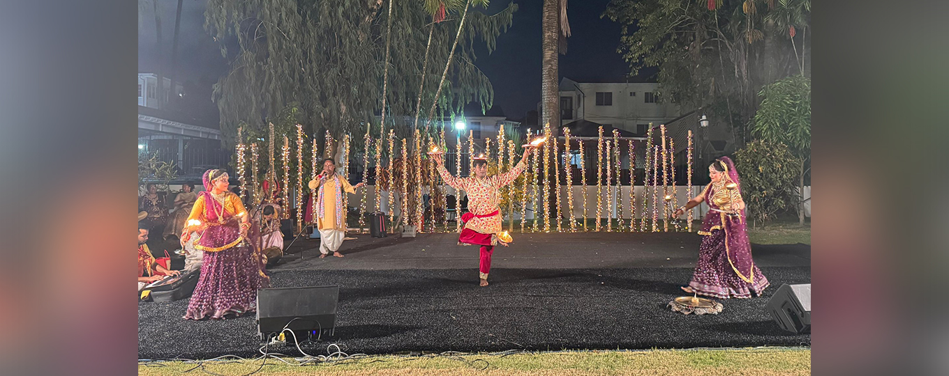  Folk dance performance by Brijbhumi in Uttar Pradesh Vraj Sanskritik Group's unique Diya Dance at State House, Georgetown Guyana