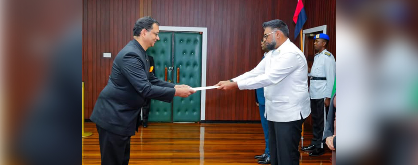  HC Shri Chinmoy Naik presented his credentials to Honourable President of the Cooperative Republic of Guyana, H.E. Dr. Mohamed Irfaan Ali