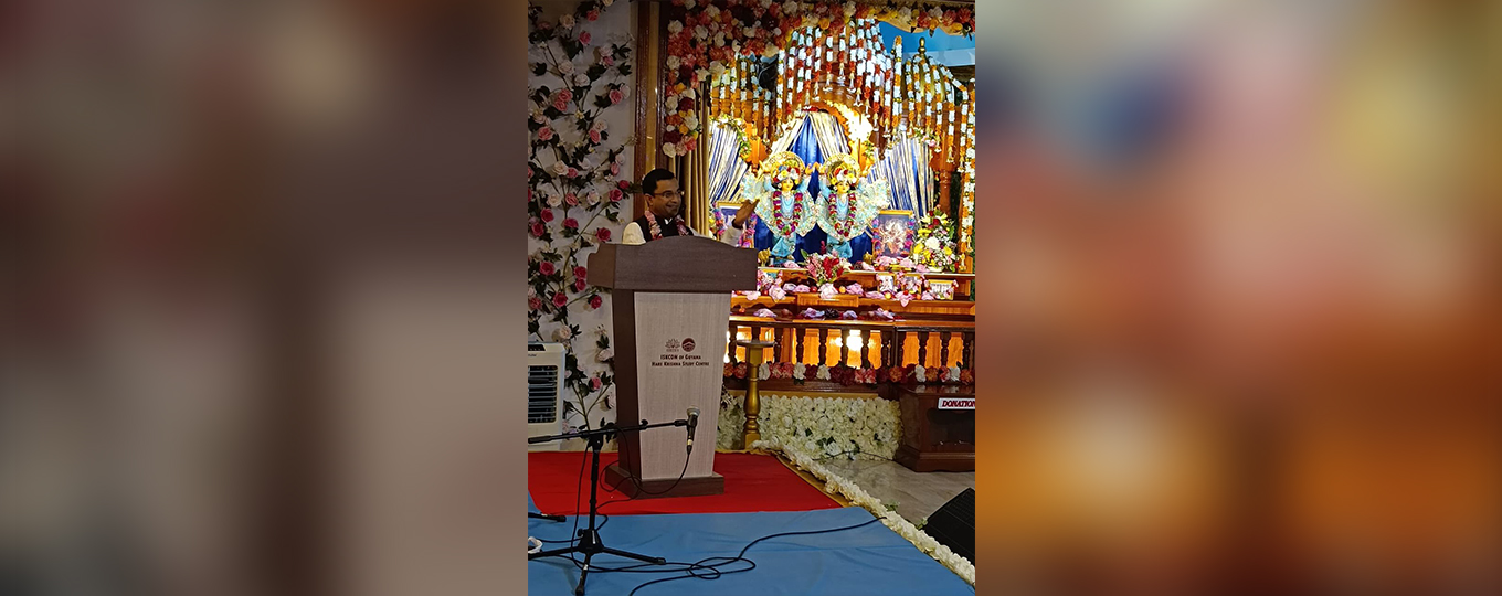  High Commissioner Dr Amit Telang and Dr Deepali Telang participated in the Ratha Yatra celebration organised by Shree Hare Krishna Study Centre representing ISKON in Guyana